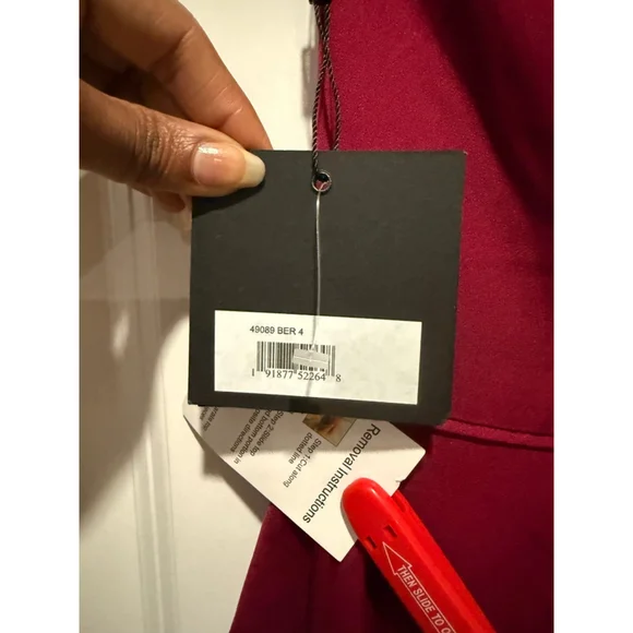 Women's Mac Duggal One Shoulder Ruffle High-Low Dress in Burgundy, Size 4 - Picture 6 of 7